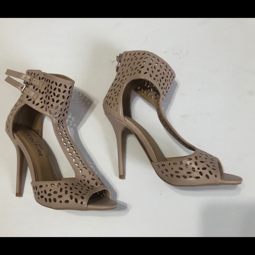 Club Couture cuffed sandal heels in light pink